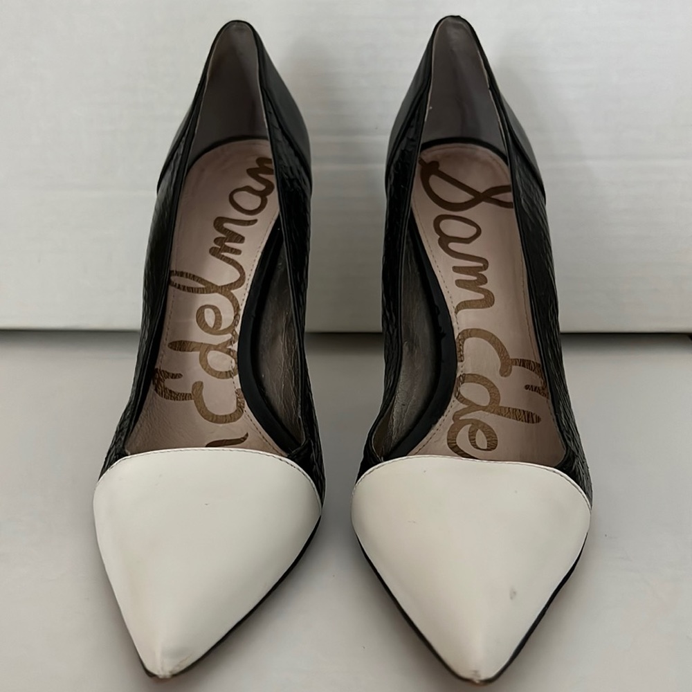 SAM EDELMAN WHITE/BLACK PUMPS